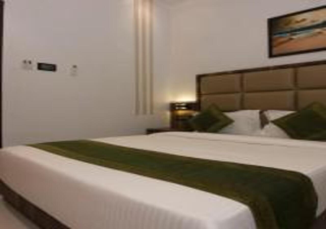 Hotel Meriton Mumbai International Airport T-2 Dış mekan fotoğraf