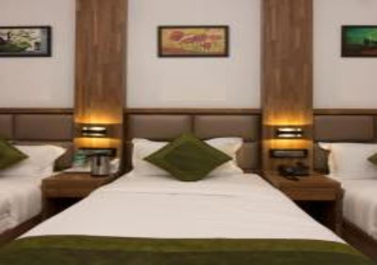 Hotel Meriton Mumbai International Airport T-2 Dış mekan fotoğraf